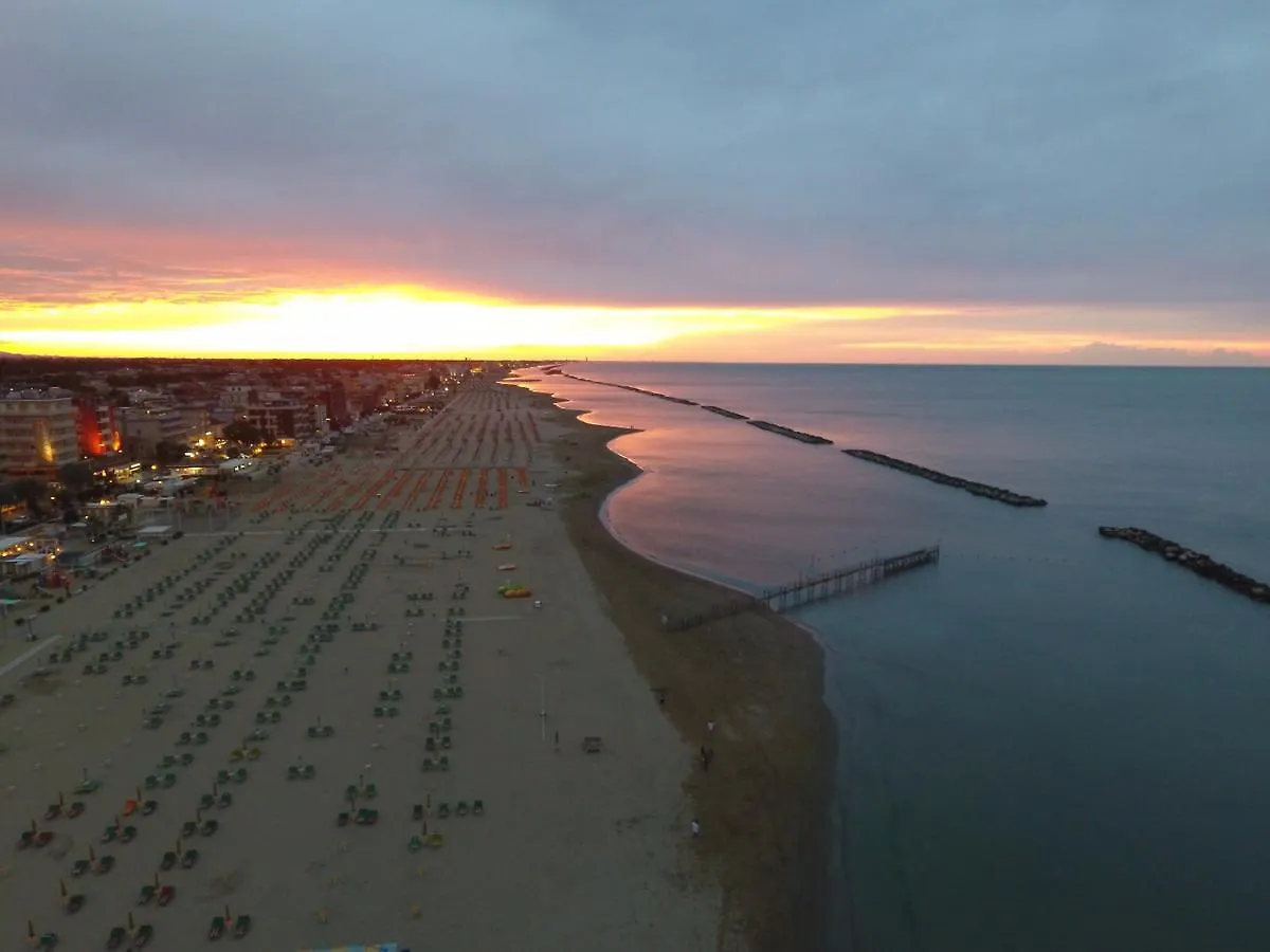 Amba Hotel Rimini 3*,  Italien